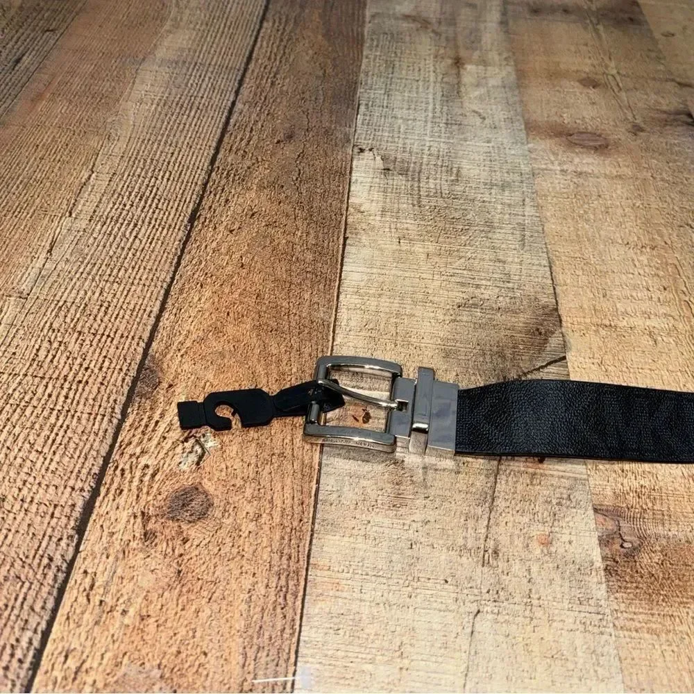 MICHAEL KORS BELT BLACK MK LOGO WITH SILVER BUCKLE reversible